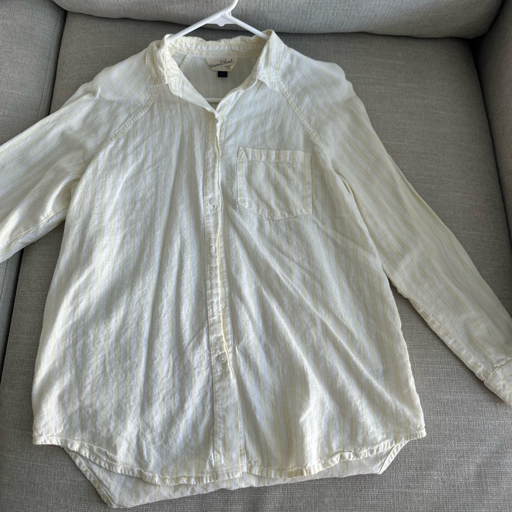 Long Sleeve Button Up Top - Picture 5 of 10